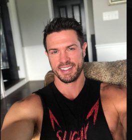 Dylan, 43 years old, Straight, Man, Seattle, USA